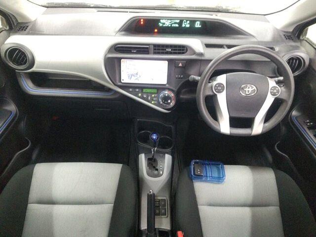 2013 Toyota Aqua
