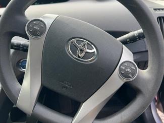 2013 Toyota Prius - Thumbnail