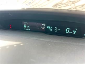 2013 Toyota Prius - Thumbnail