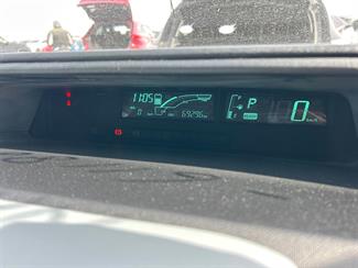 2013 Toyota Aqua - Thumbnail