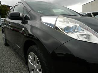 2015 Nissan Leaf 24kwh Gen 2 - Thumbnail