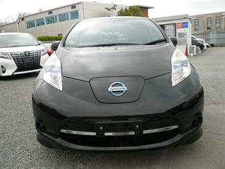 2015 Nissan Leaf 24kwh Gen 2 - Thumbnail