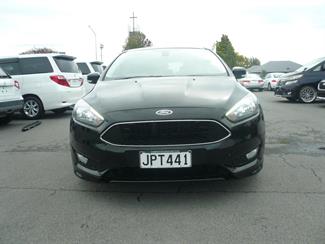 2016 Ford Focus - Thumbnail