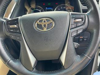 2022 Toyota Alphard - Thumbnail
