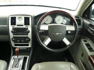 2006 Chrysler 300C V8 - Thumbnail