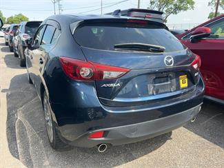 2013 Mazda Axela - Thumbnail