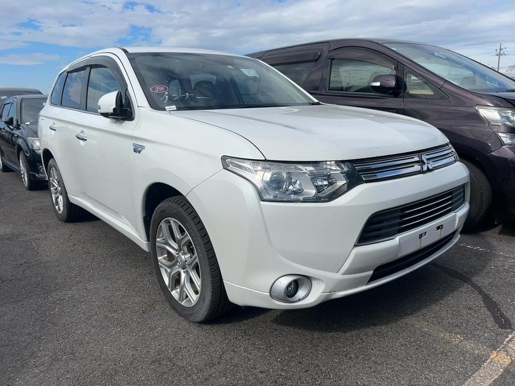 2013 Mitsubishi Outlander phev
