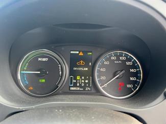 2013 Mitsubishi Outlander phev - Thumbnail