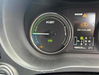2013 Mitsubishi Outlander phev - Thumbnail