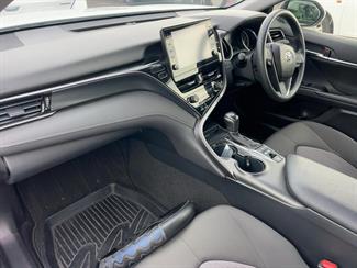 2021 Toyota Camry - Thumbnail