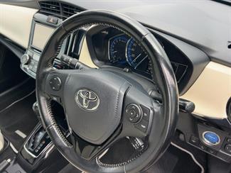 2018 Toyota COROLLA - Thumbnail