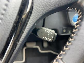 2018 Toyota COROLLA - Thumbnail