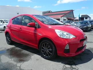 2014 Toyota Aqua - Thumbnail