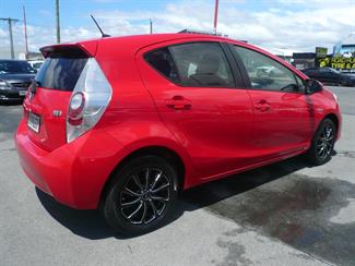 2014 Toyota Aqua - Thumbnail