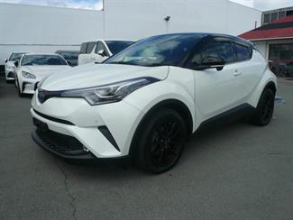 2018 Toyota C-HR - Thumbnail