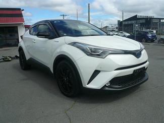 2018 Toyota C-HR - Thumbnail