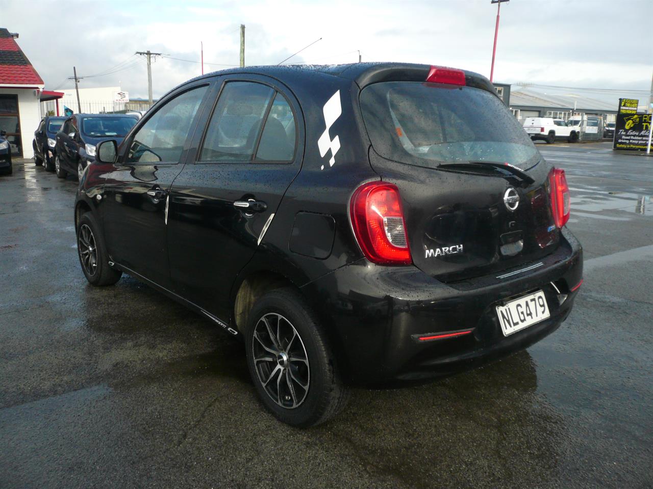 2015 Nissan March