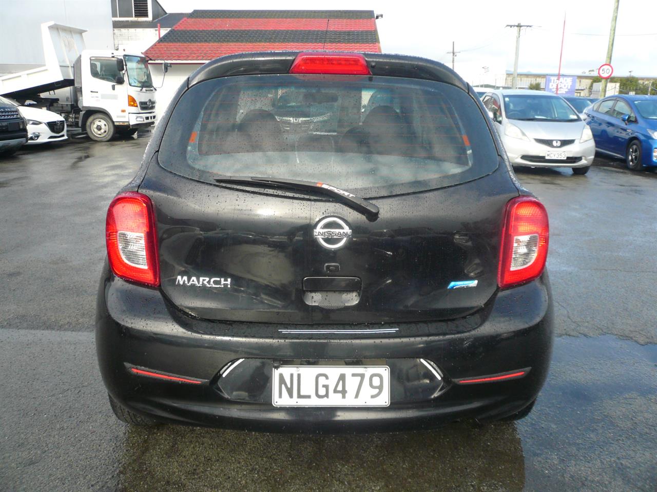 2015 Nissan March