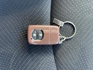 2014 Toyota Prius - Thumbnail