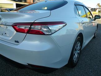 2020 Toyota Camry - Thumbnail