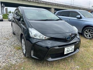 2021 Toyota PRIUS ALPHA - Thumbnail
