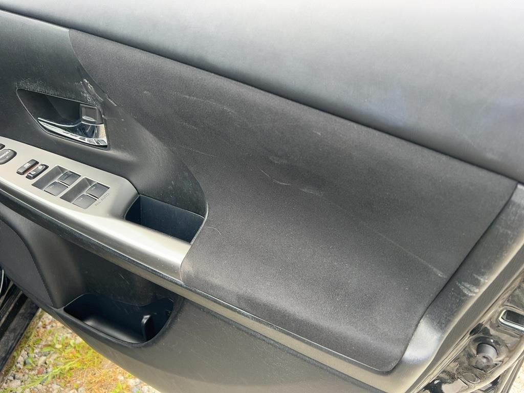 2021 Toyota PRIUS ALPHA