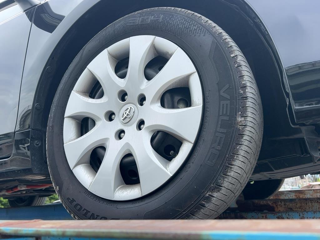 2021 Toyota PRIUS ALPHA