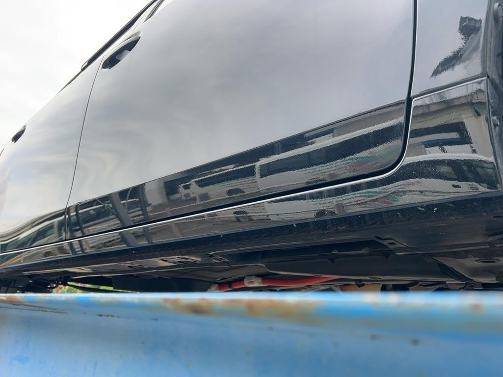 2021 Toyota PRIUS ALPHA