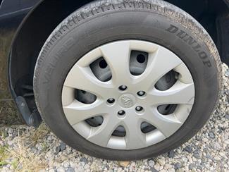 2021 Toyota PRIUS ALPHA - Thumbnail