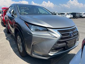 2016 Lexus NX300H - Thumbnail
