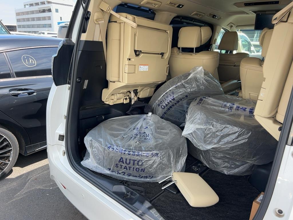 2016 Toyota VELLFIRE