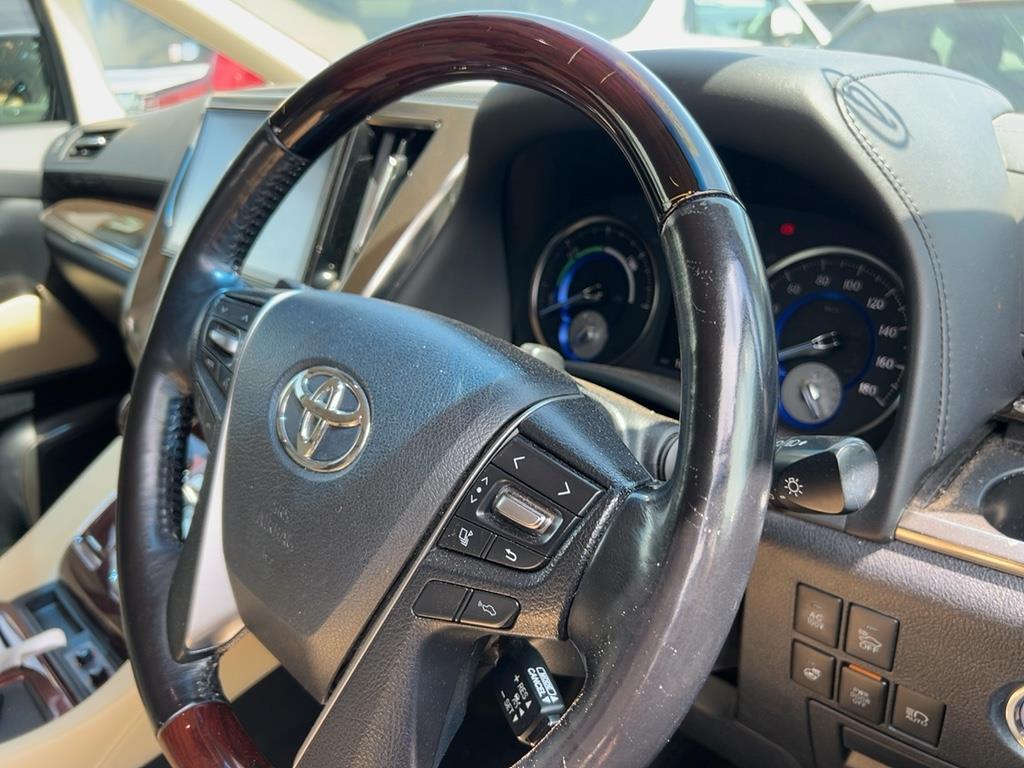 2016 Toyota VELLFIRE