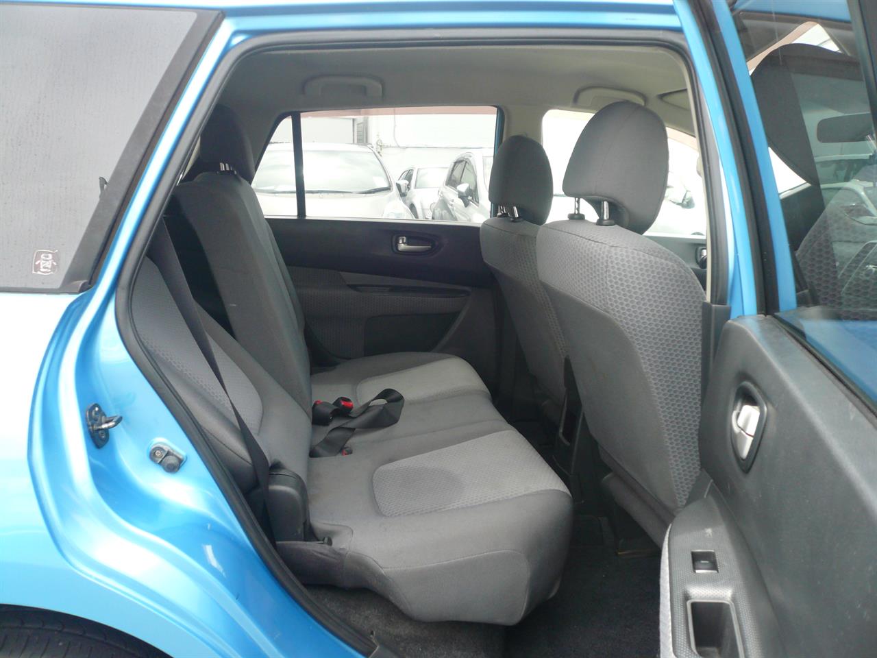 2010 Nissan WINGROAD