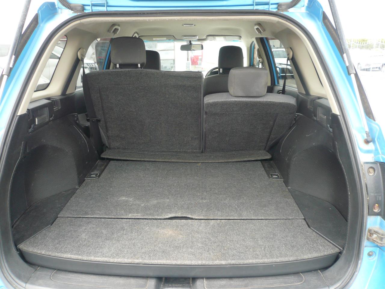 2010 Nissan WINGROAD