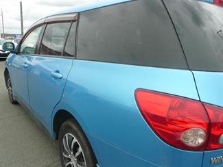 2010 Nissan WINGROAD - Thumbnail