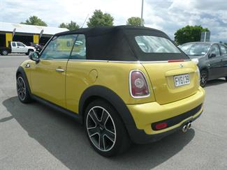 2011 Mini cooper nz new convertible - Thumbnail
