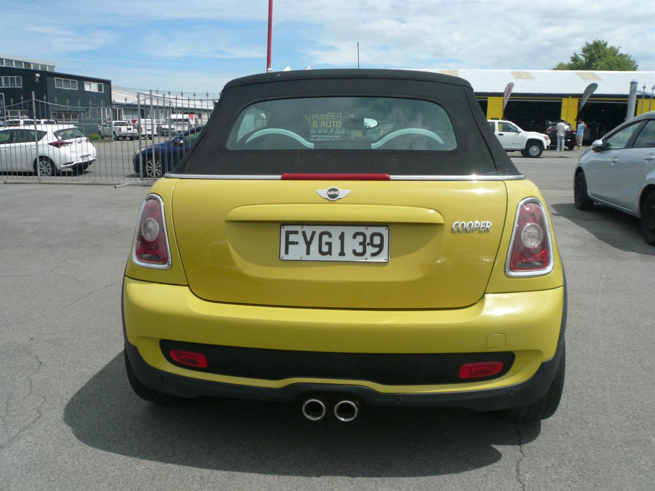 2011 Mini cooper nz new convertible