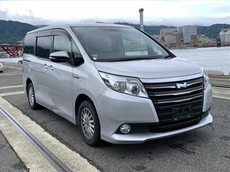 2014 Toyota Noah - Thumbnail