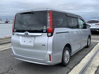 2014 Toyota Noah - Thumbnail