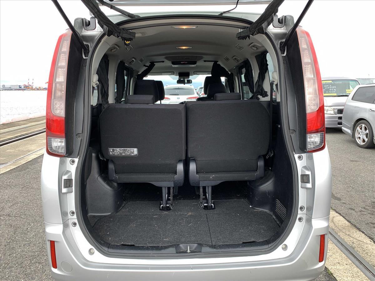 2014 Toyota Noah