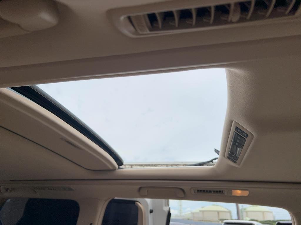 2012 Toyota VELLFIRE