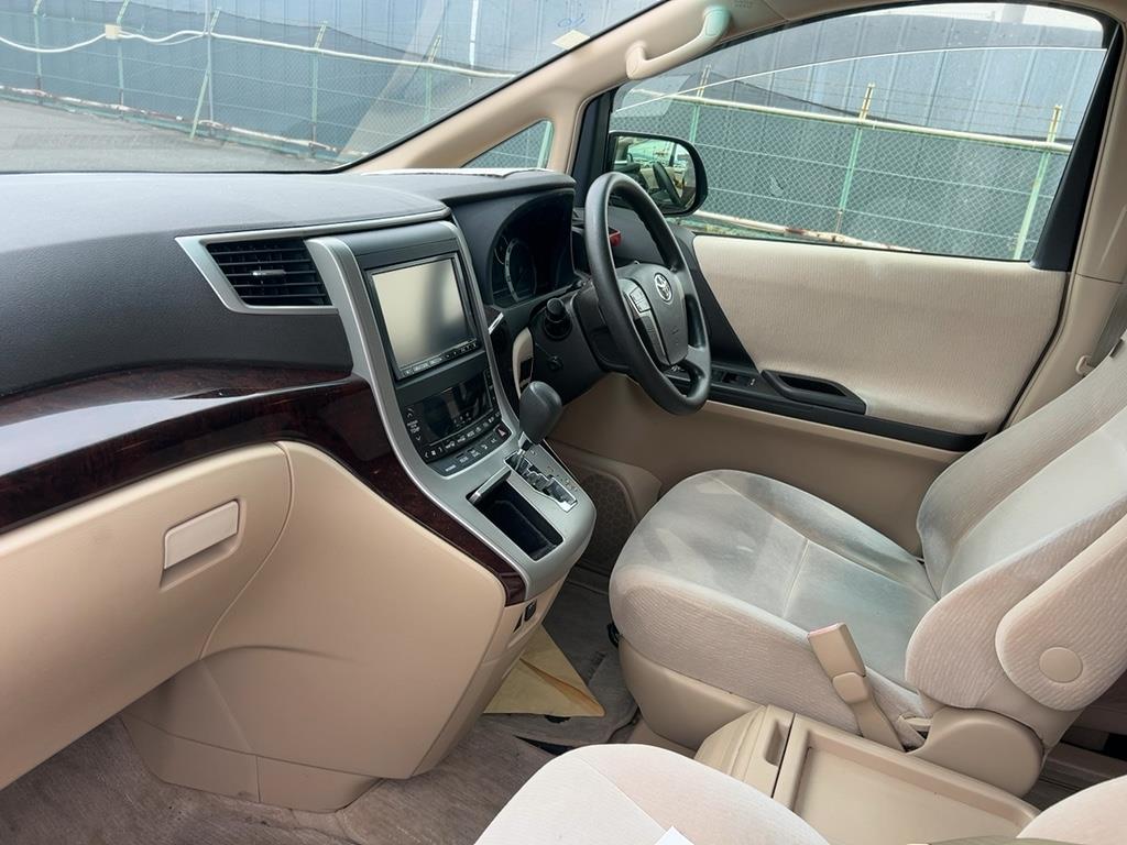 2012 Toyota VELLFIRE