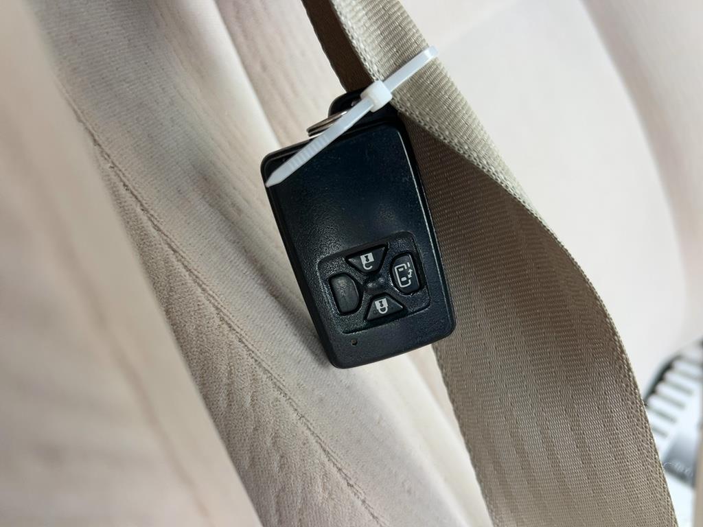 2012 Toyota VELLFIRE
