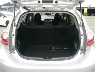 2014 Toyota Aqua - Thumbnail