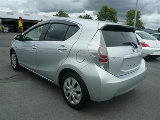 2014 Toyota Aqua - Thumbnail