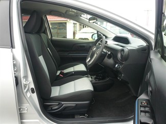 2014 Toyota Aqua - Thumbnail