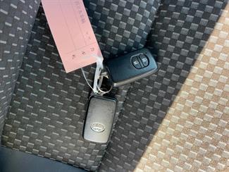 2014 Toyota Aqua - Thumbnail