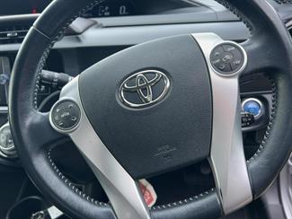 2015 Toyota Aqua - Thumbnail