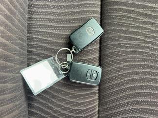 2015 Toyota Aqua - Thumbnail