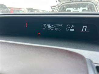 2015 Toyota Aqua - Thumbnail